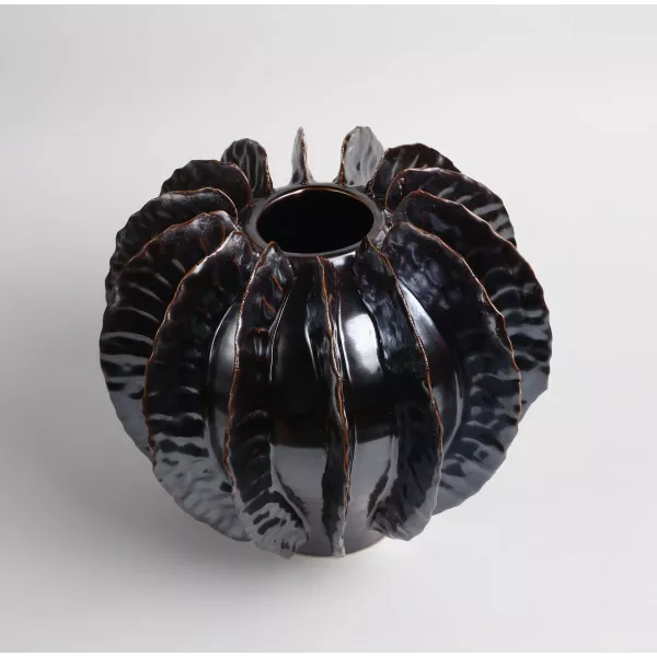 Керамическая ваза Tomas Stern 2302-23-black